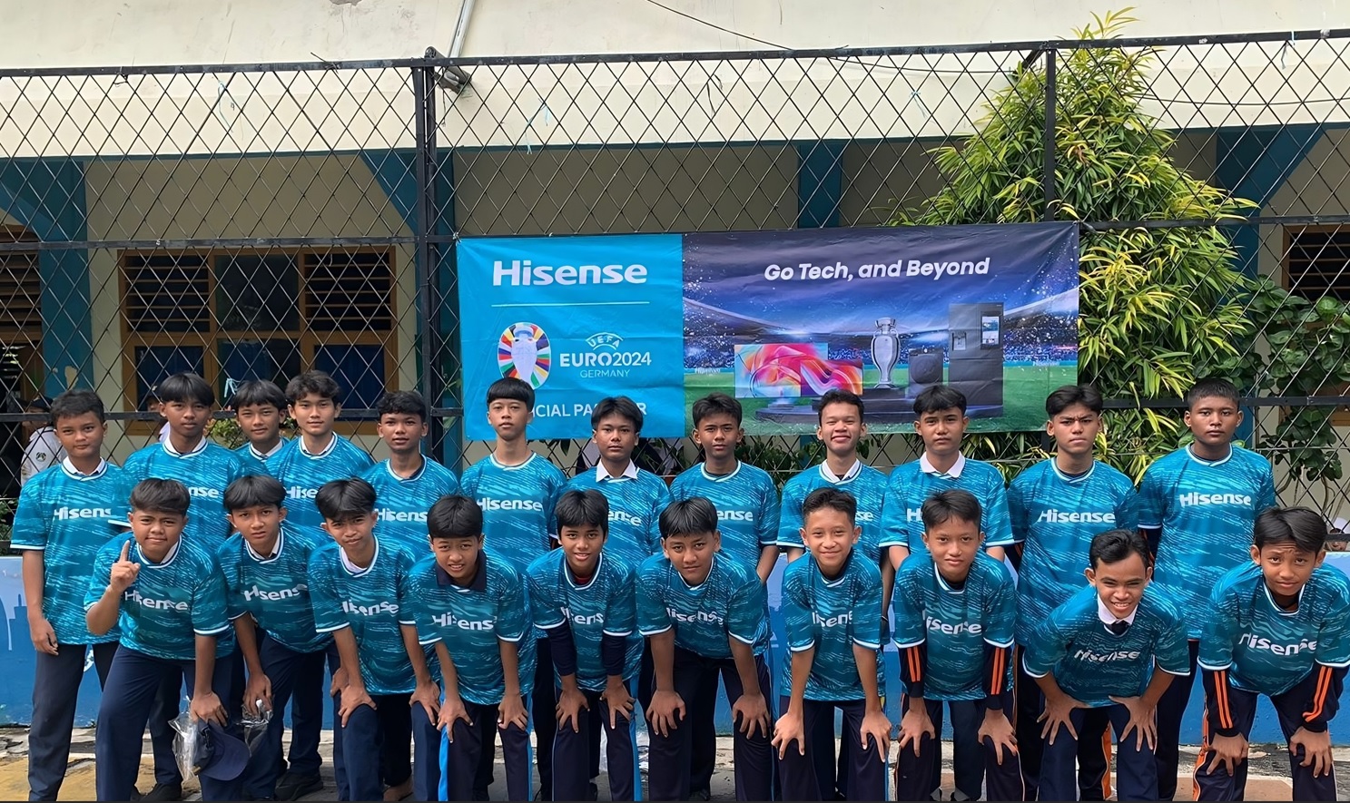 Bukan Hanya Dukung Sepakbola Dunia, Hisense Juga Meluncurkan Program 'Football for Schools' di Indonesia