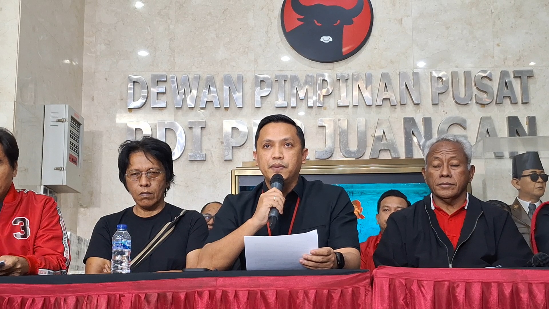 Tak Ada Bukti Baru, PDIP: Penetapan Hasto Jadi Tersangka KPK Dipaksakan dan Kriminalisasi!