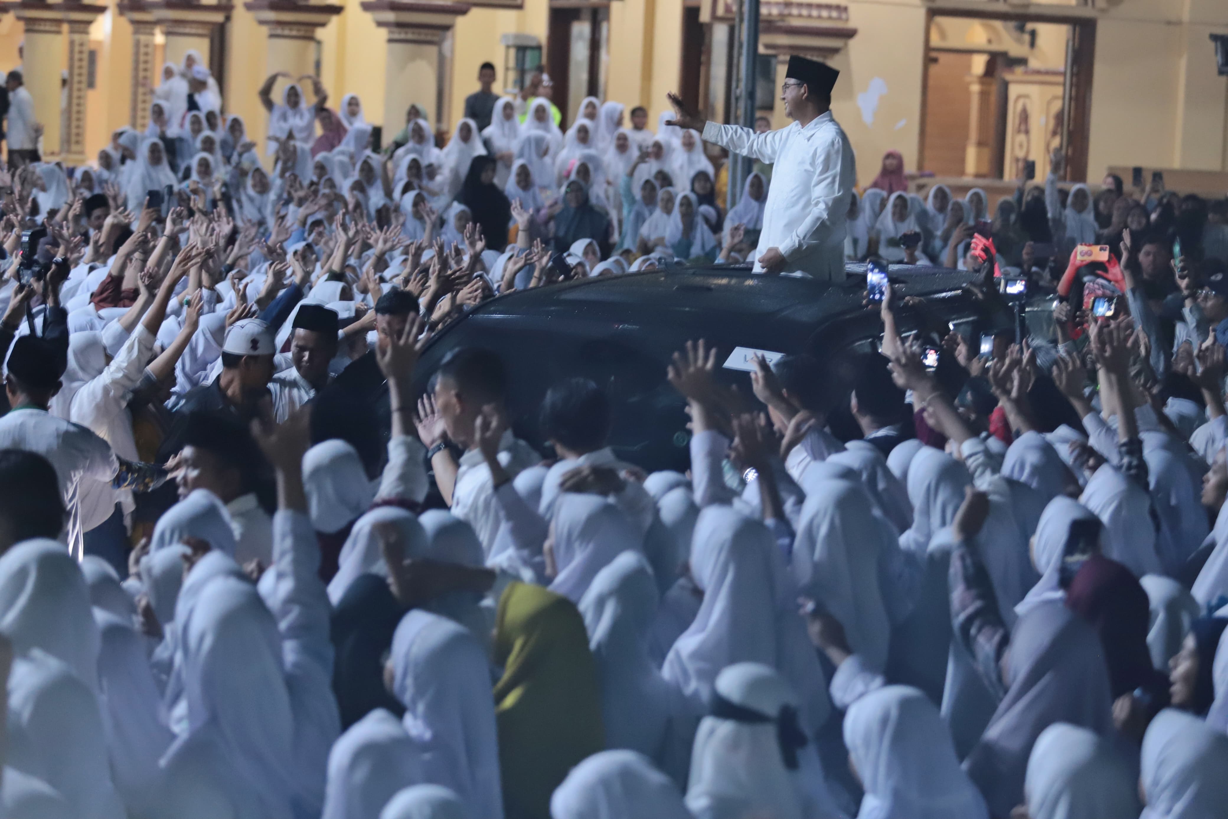 Kampanye Akbar di Padang Sidimpuan, Anies Ingatkan Pentingnya Menyelenggarakan Negara dengan Etika