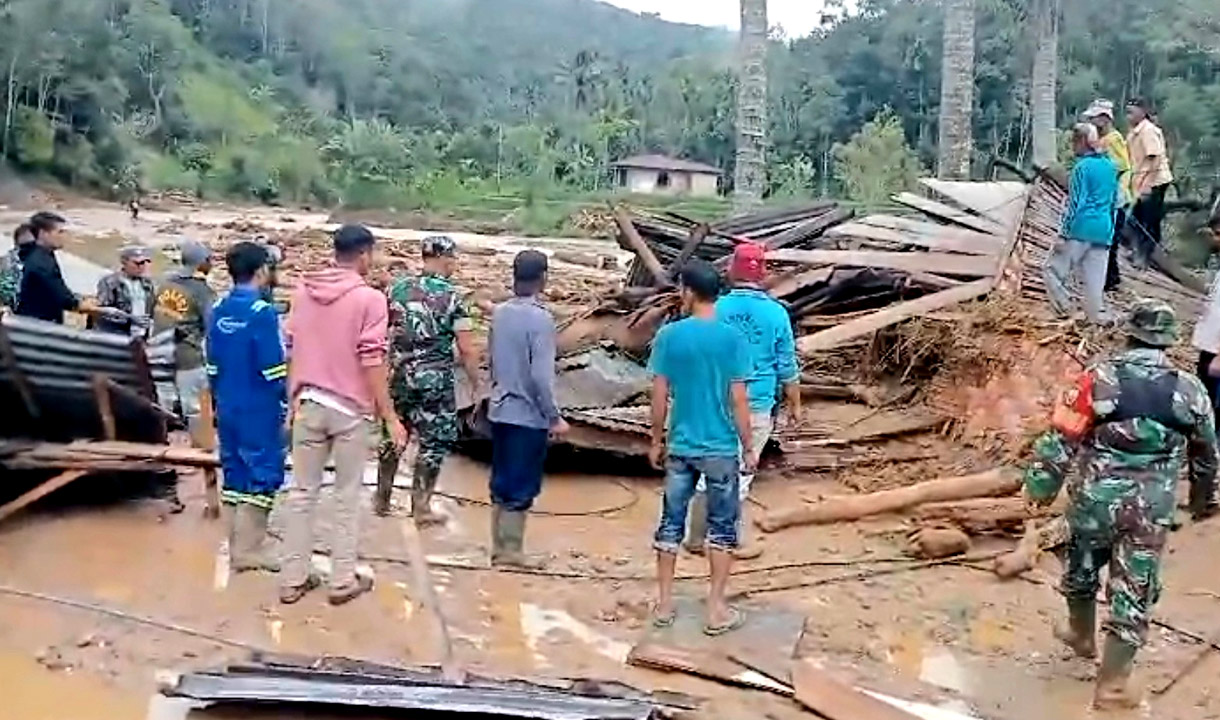 1 Orang Tewas Terseret Banjir Bandang di Kabupaten Limapuluh Kota, Lainnya Hilang   