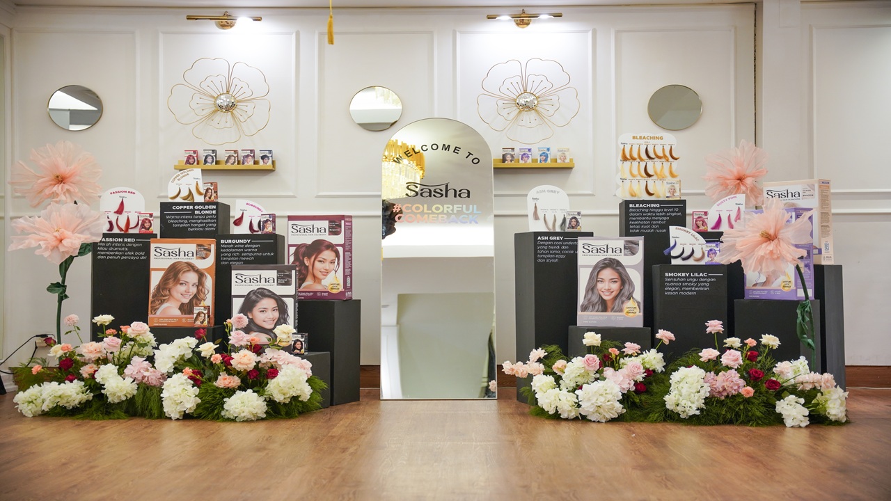 Sasha Berikan Pengalaman Mewarnai Rambut dengan Praktis, Ini Keunggulan Produk Bleaching The Perfect 10