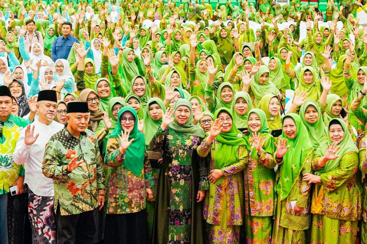 Gubernur Khofifah Ajak Guru TK Muslimat NU Kabupaten Malang Terus Produktif Mencerdaskan Generasi Bangsa