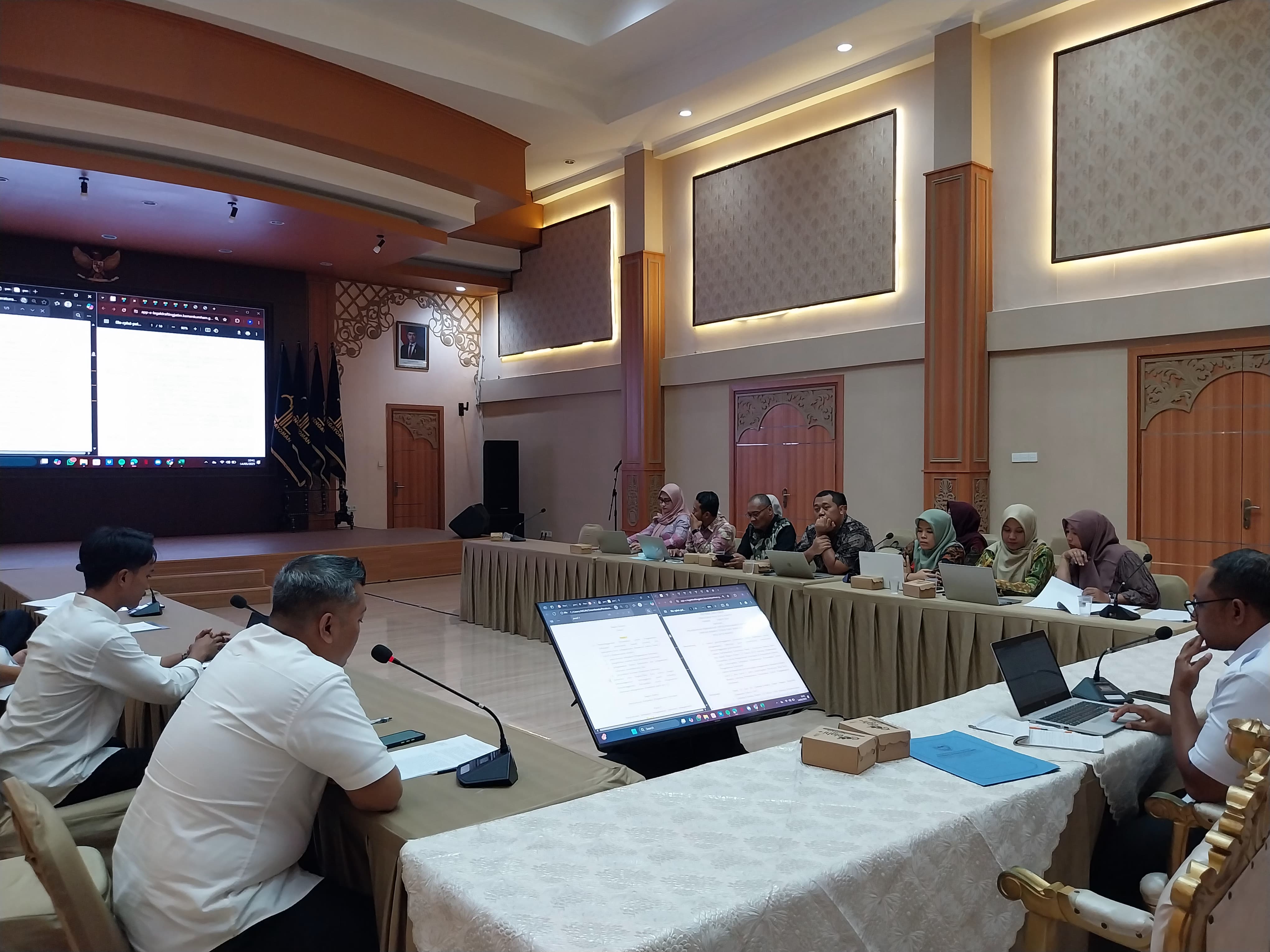 Kemenkum Jatim Beri Sejumlah Catatan Usai Bahas 10 Raperda Pemkab Jember dan Pemkot Madiun