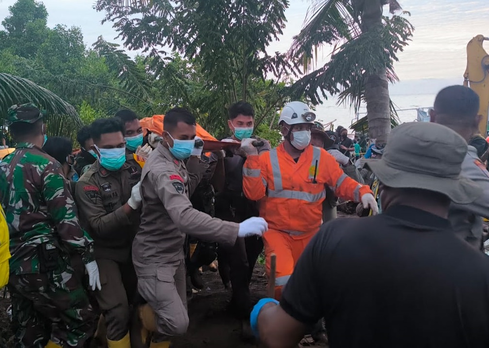 Korban Terakhir Banjir Bandang Ternate Berhasil Dievakuasi