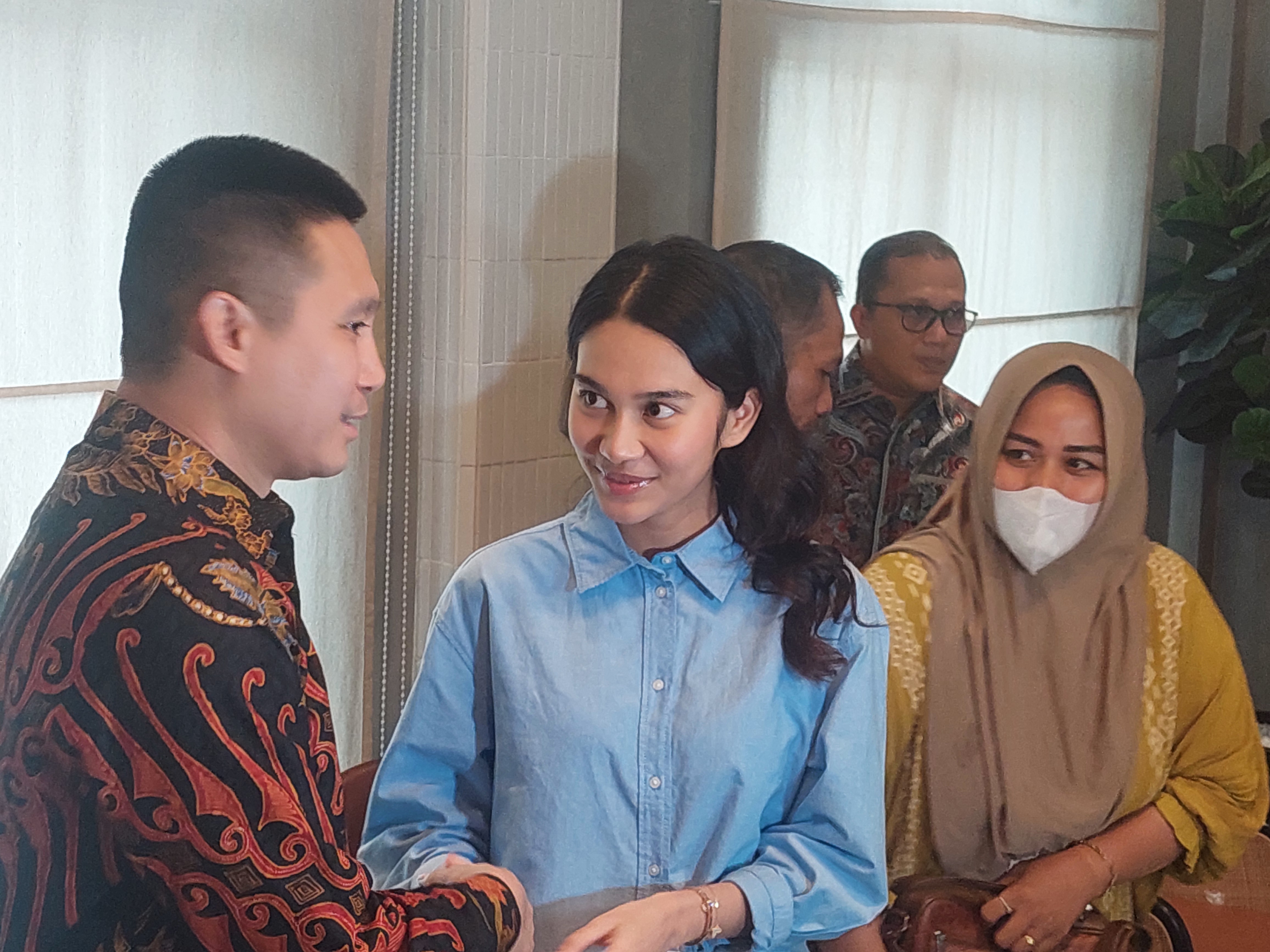 12 Akun Penyebar Isu Selingkuh dan Video Syur Azizah Salsha Naik ke Penyidikan