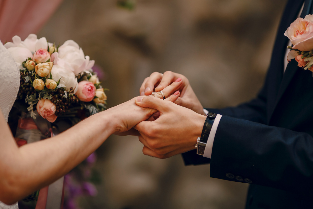 5 Konsep Pernikahan Populer Tahun 2025 dari Rustic hingga Brown Wedding