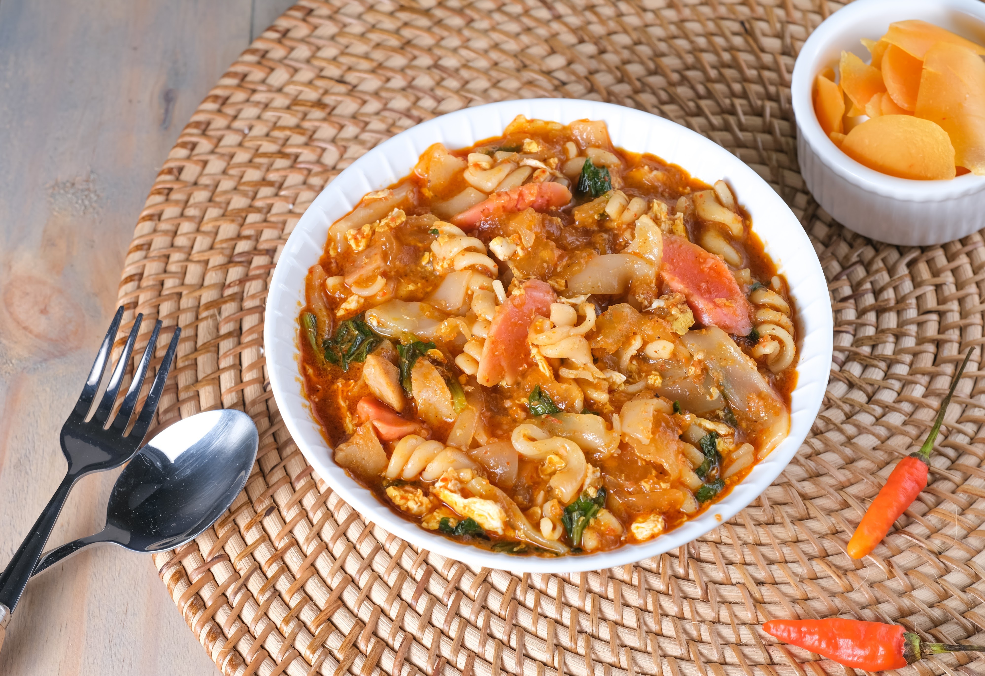 Viral! Dokter Sebut Indonesia 'Darurat Seblak', Ahli Gizi Angkat Bicara