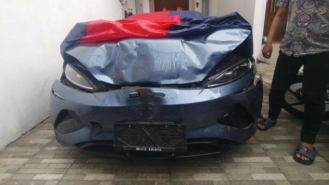 Tabrak Lari Mobil BYD Vs Chevrolet di Tol Pluit, Pemilik BYD Serahkan Diri ke Polisi