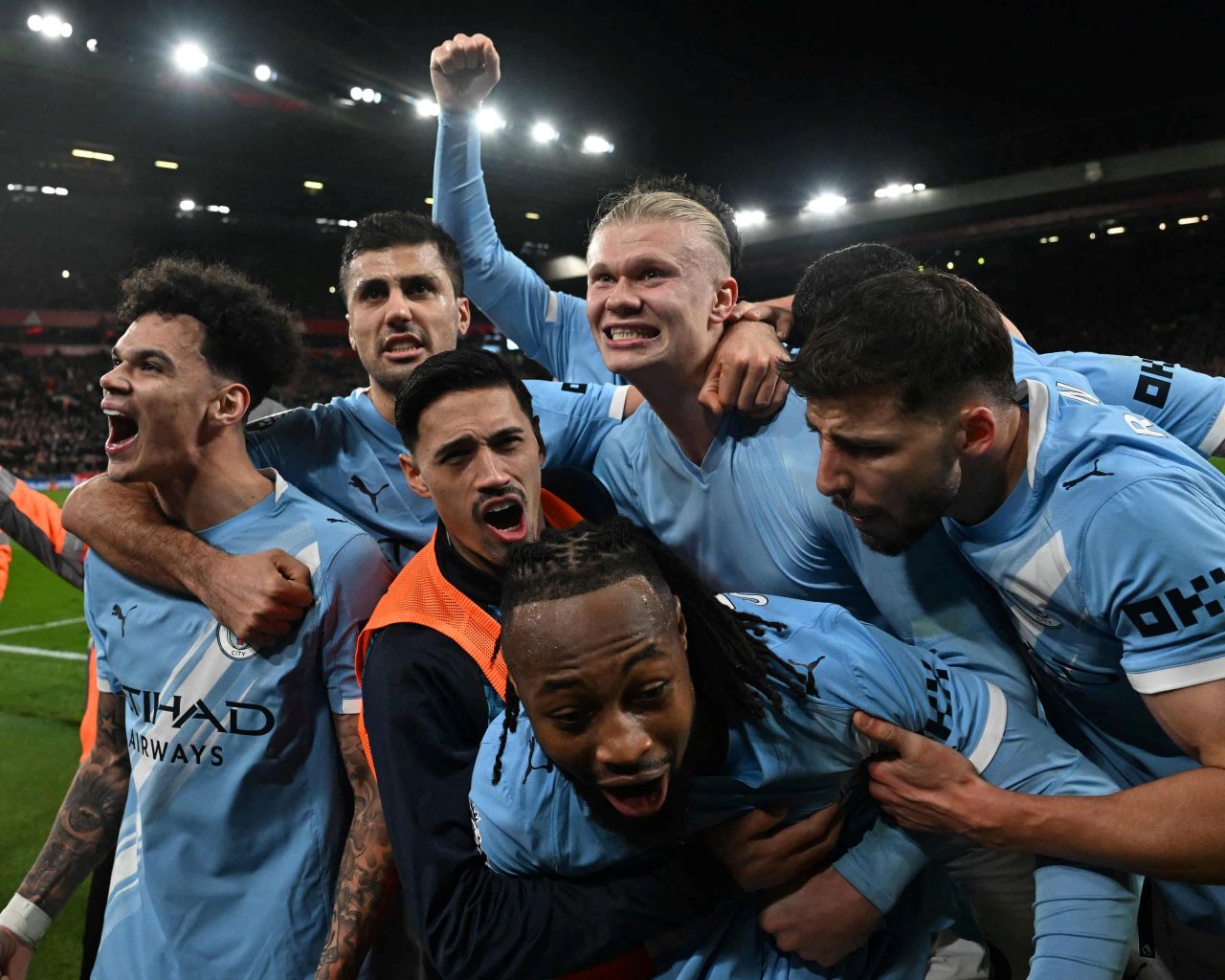 Liverpool vs Man City 1-2, Penalti Haaland Tuntaskan Comeback The Cityzens