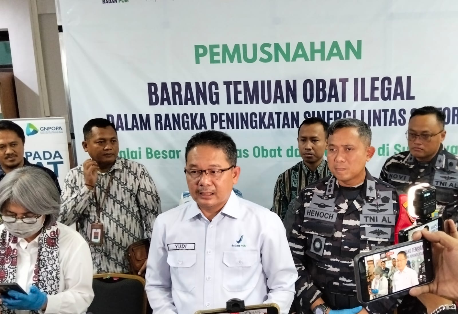 Ratusan Santri Ponpes Manbaul Hikam Sakit usai Santap MBG, BBPOM Surabaya Turun Periksa SPPG 