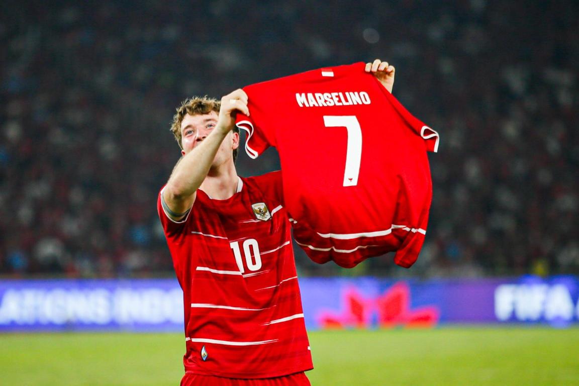 Ole Bawa Jersey Marselino di Perayaan Juara: Dia Saudara Saya