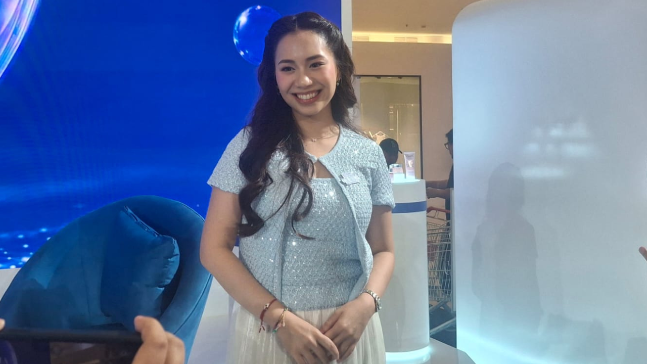 Jangan Mudah FOMO, Abel Cantika Bagikan Tips Smart Shopper saat Belanja Online