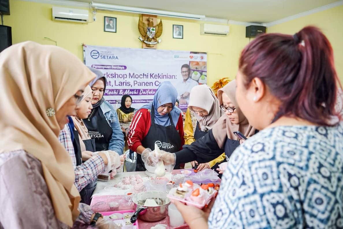 Saat Sandiaga Uno Dorong Perempuan Naik Kelas ke Pasar Digital Lewat Workshop