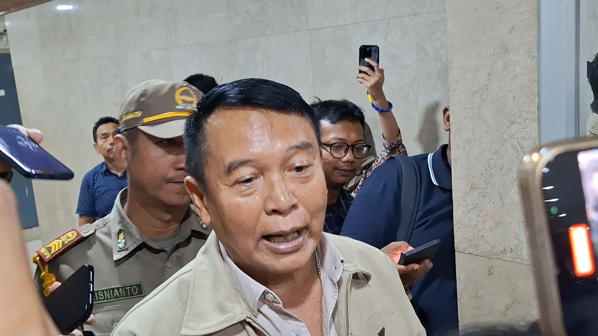 DPR RI Pastikan Revisi UU TNI Tak Bahas Prajurit Boleh Berbisnis, TB Hasanuddin: Fokus Aturan Usia Pensiun