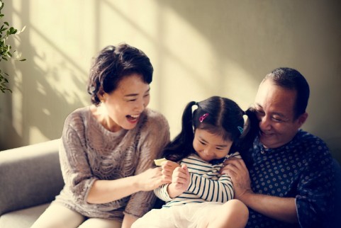 Sun Proteksi Heritage 100 Resmi Diperkenalkan, Beri Perlindungan Hingga Usia 100 Tahun