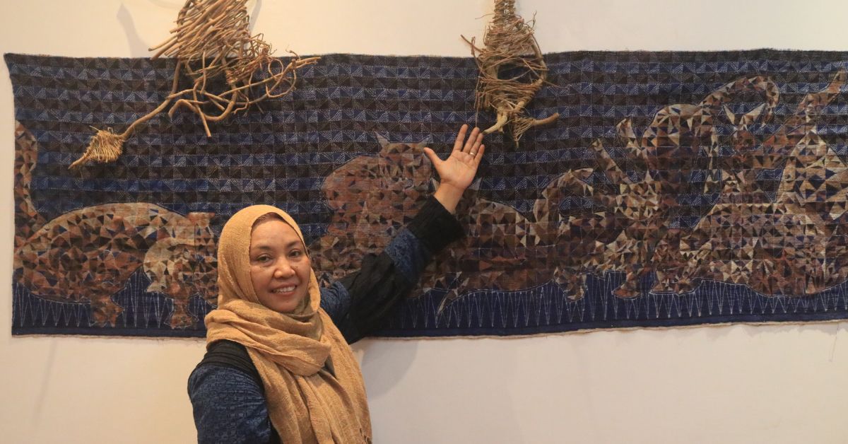 Usung Tenun Gedog Tuban dan Filosofi Koma, Uzzaer Ruwaidah Pamer Karya di Wisma Jerman