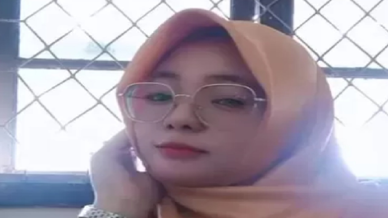 Sosok Febrini, Wakepsek SMAN 1 Mempawah yang Kerap TikTokan Saat Jam Kerja Bikin Siswa Geram