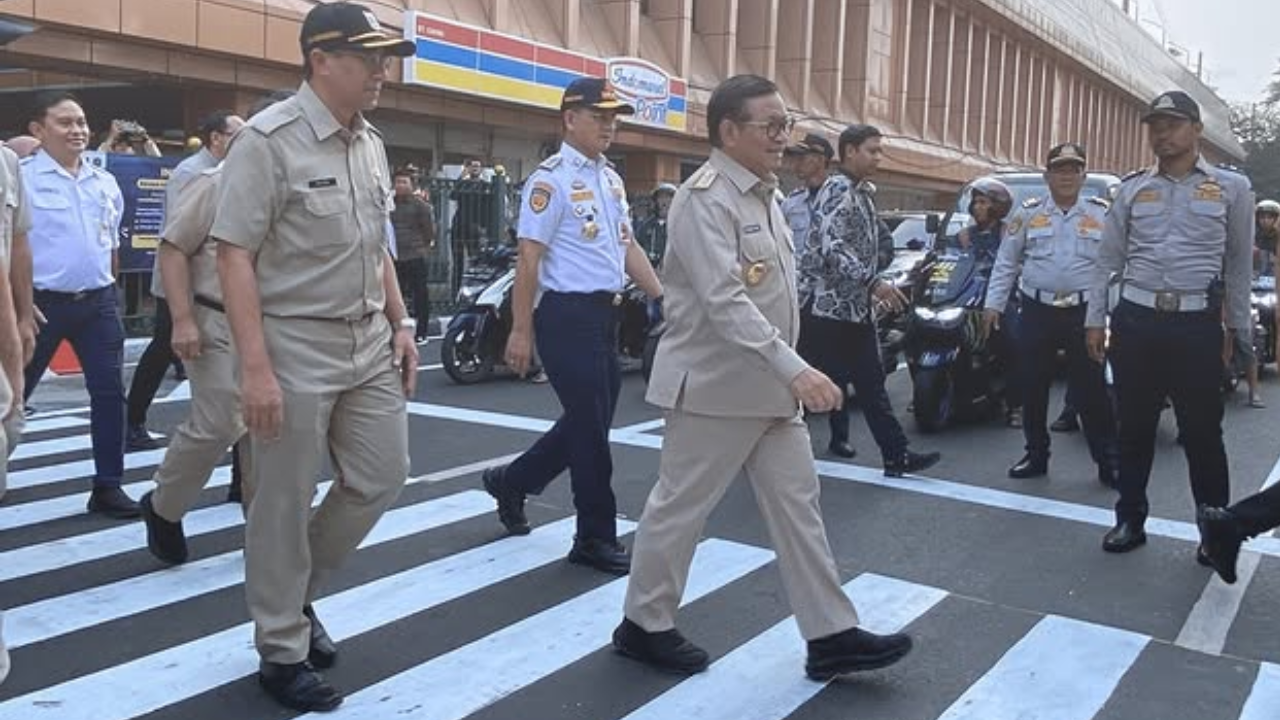 Mengenal Pelican Crossing di Stasiun Cikini, Apa Bedanya dengan Zebra Cross?