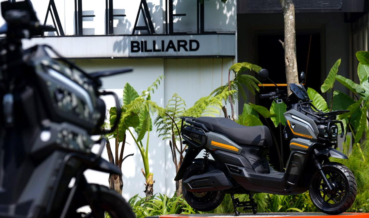 Indomobil eMotor Tyranno Menyapa Kota Bandung, Motor Listrik Stylish dengan DNA Petualang