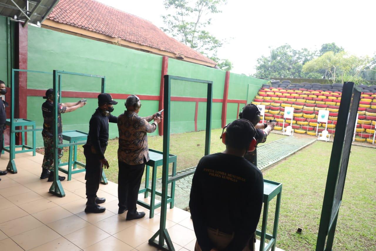 Samsudin Jadi Juara Menembak Hari Bhayangkara