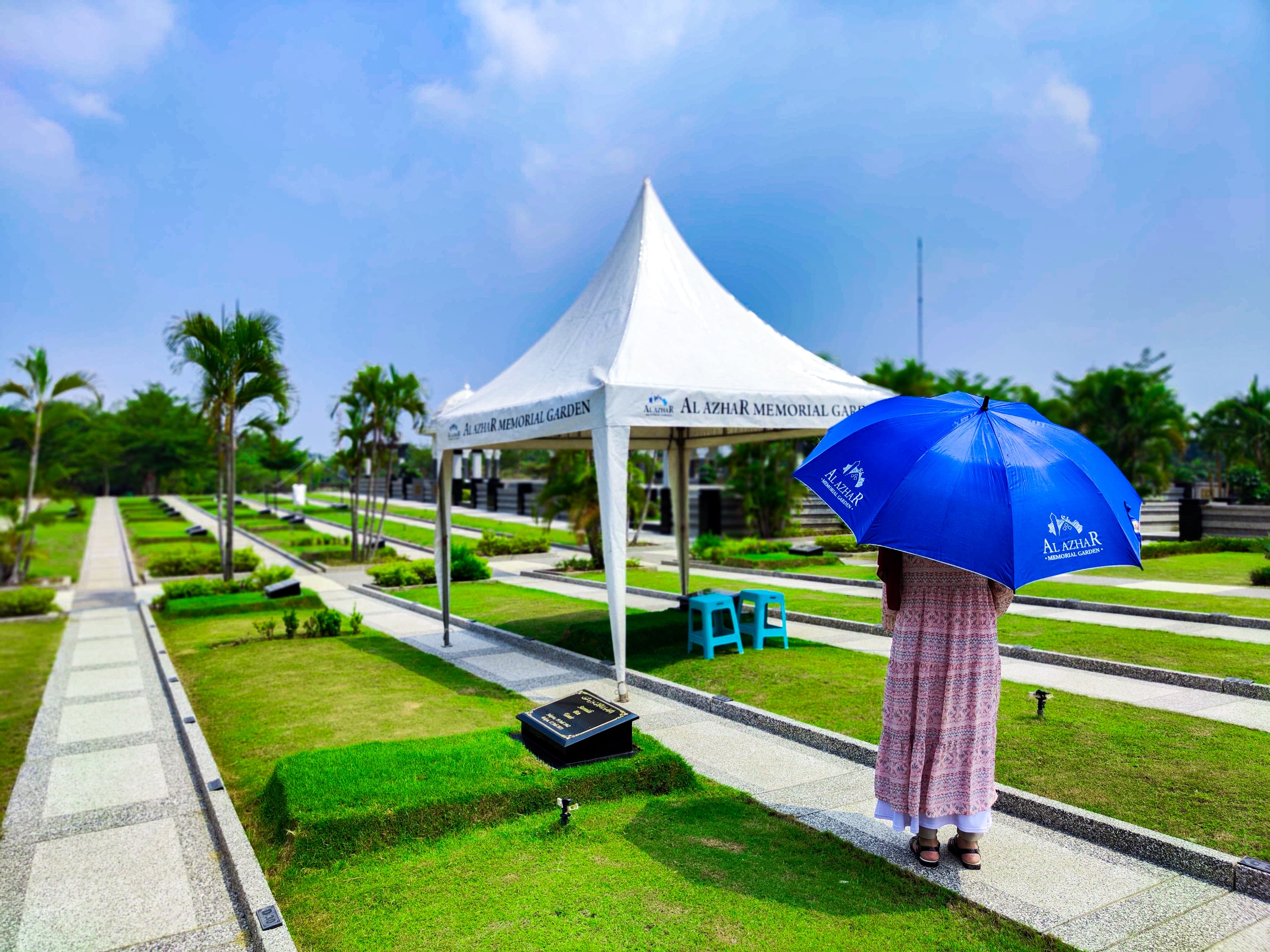 Kota Besar Krisis Lahan Makam, Pemakaman Syariah Jadi Tren