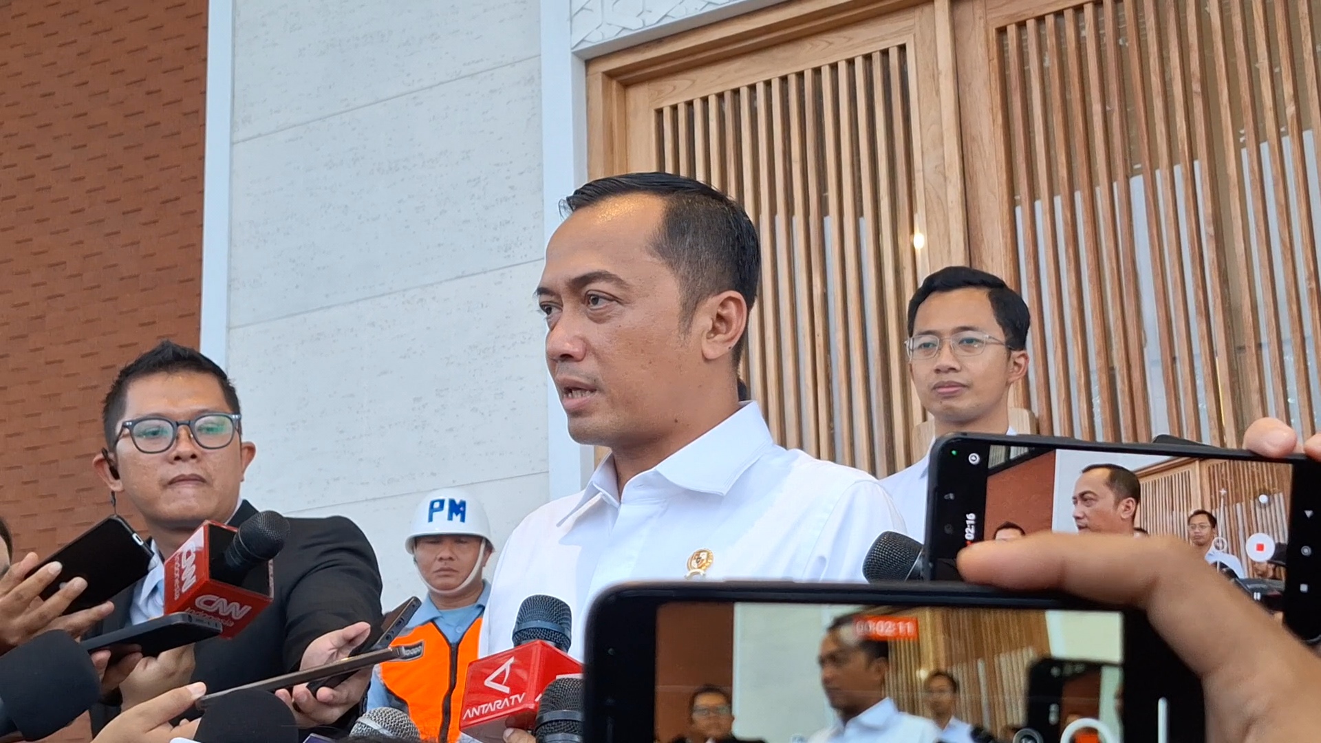 Mensesneg: Penghematan Anggaran untuk Dinas Bisa untuk Makan Bergizi Gratis