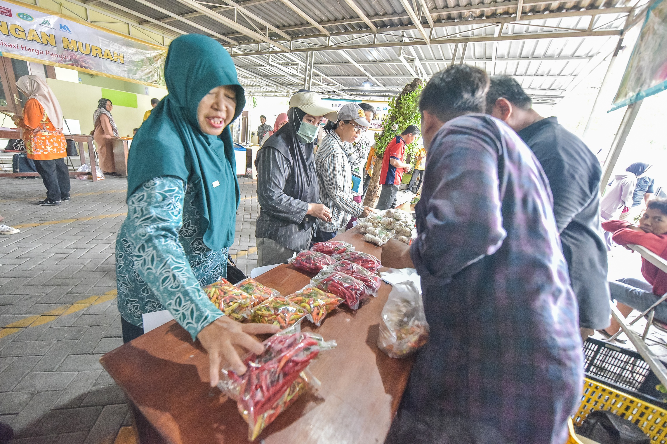 Pemkot Surabaya Bakal Gelar Pasar Murah di 31 Kecamatan, Jaga Stok dan Harga Stabil saat Ramadan