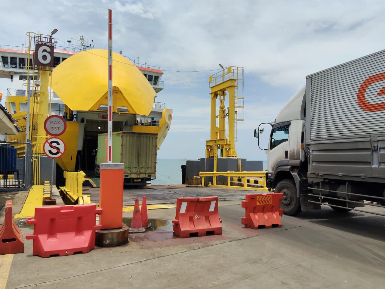 ASDP Antisipasi Lonjakan Pemudik, Diprediksi 5,8 Juta Orang Lintasi Penyeberangan