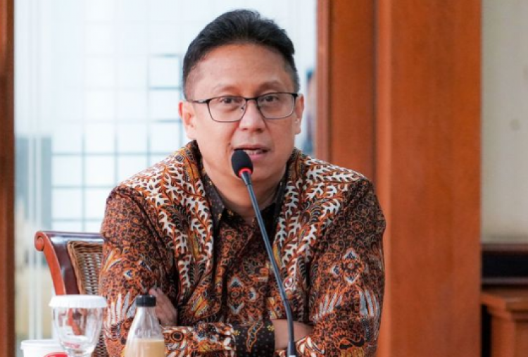 Terjangan Dahsyat Banjir Bandang di Padang: Menkes Budi Ungkap 13 Jembatan Hanyut, Air Belum Menurun