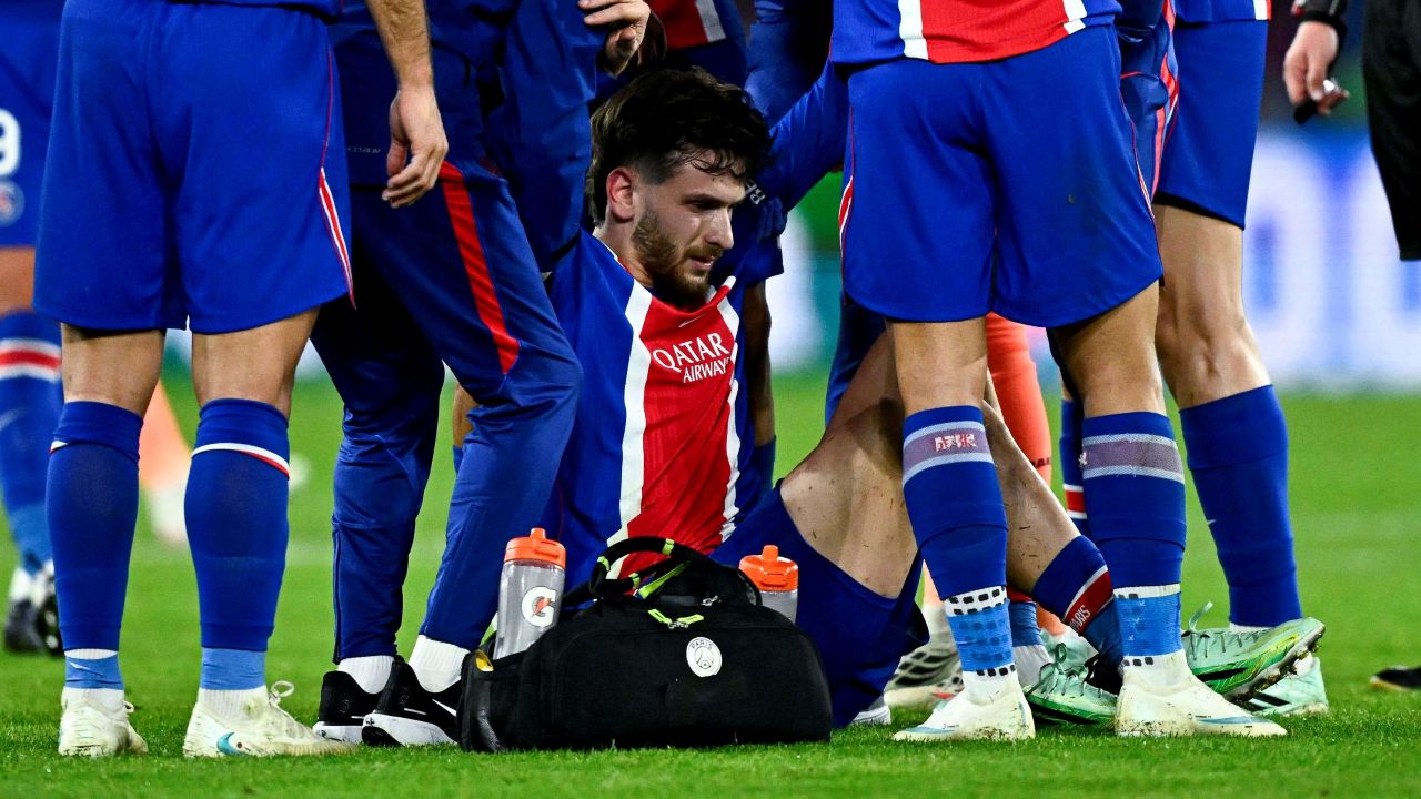 Kvaratskhelia Cedera ACL, Ini 4 Opsi PSG untuk Menambal Lini Serang