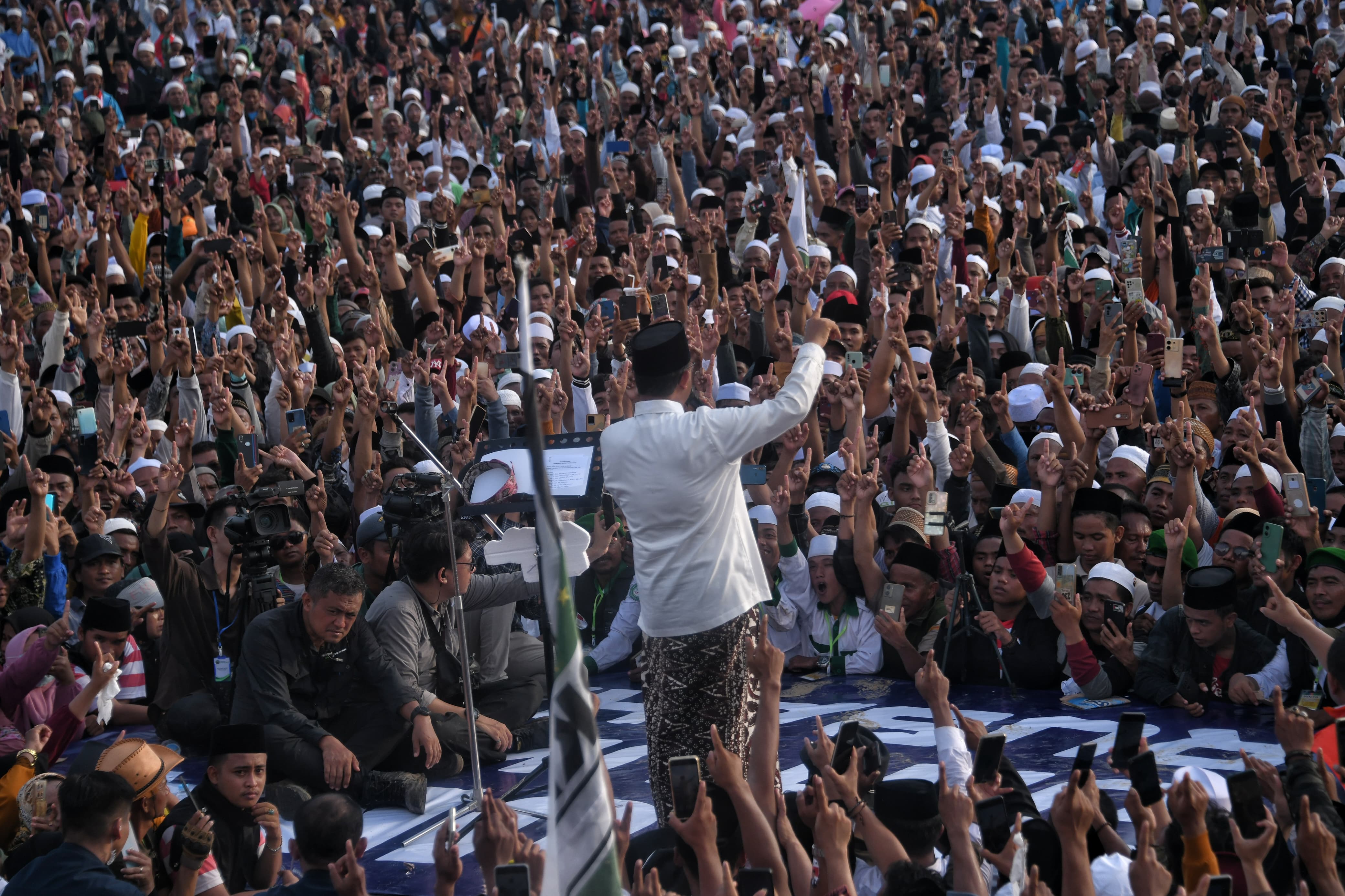 Kampanye Akbar di Pamekasan, Anies-Muhaimin Serukan Madura Pilih Perubahan