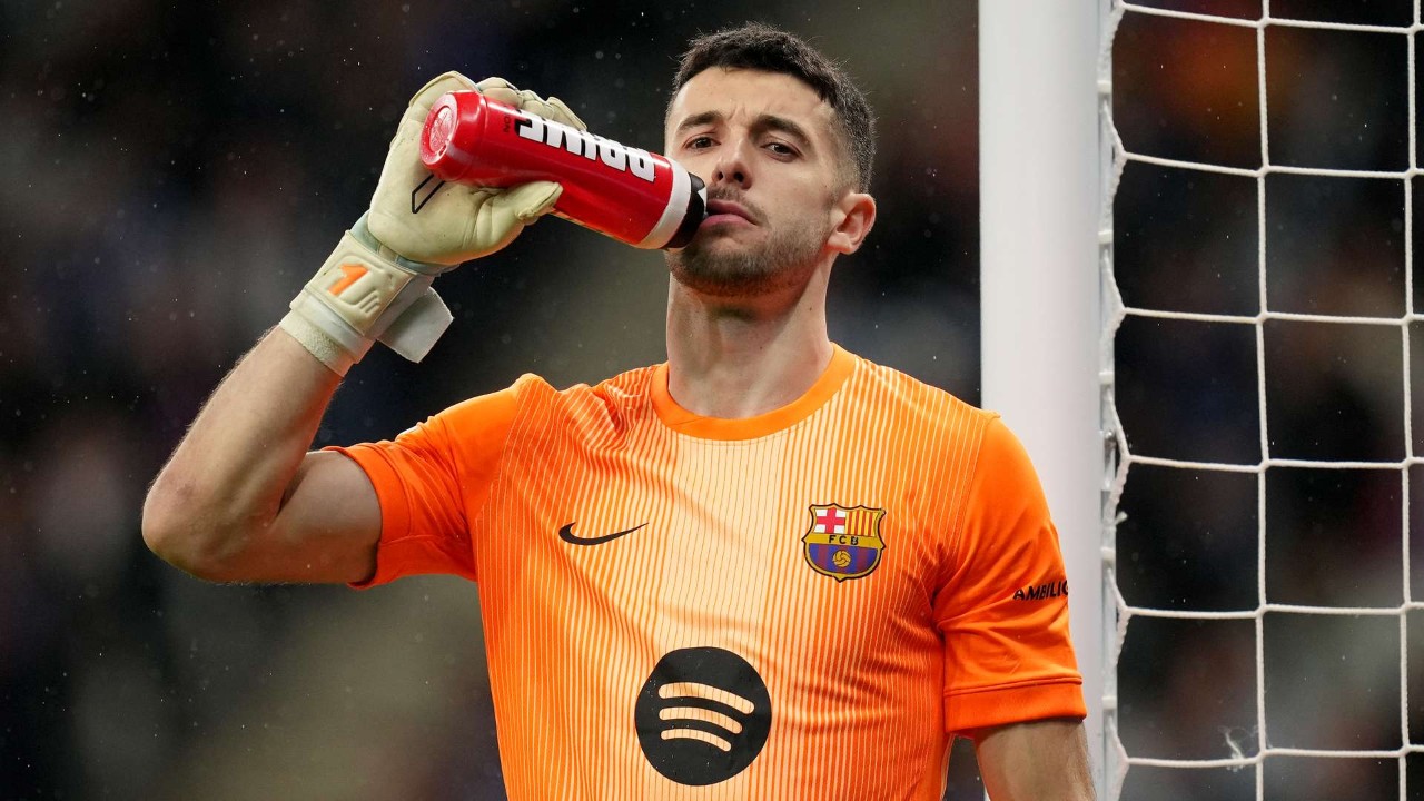 Rating Pemain Barcelona yang Menang Derby Lawan Espanyol, Joan Garcia Terbaik!