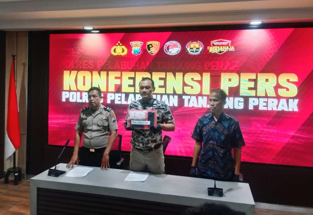 Polres Pelabuhan Tanjung Perak Bongkar Peredaran Sabu 292 Gram, Dua Tersangka Ditangkap