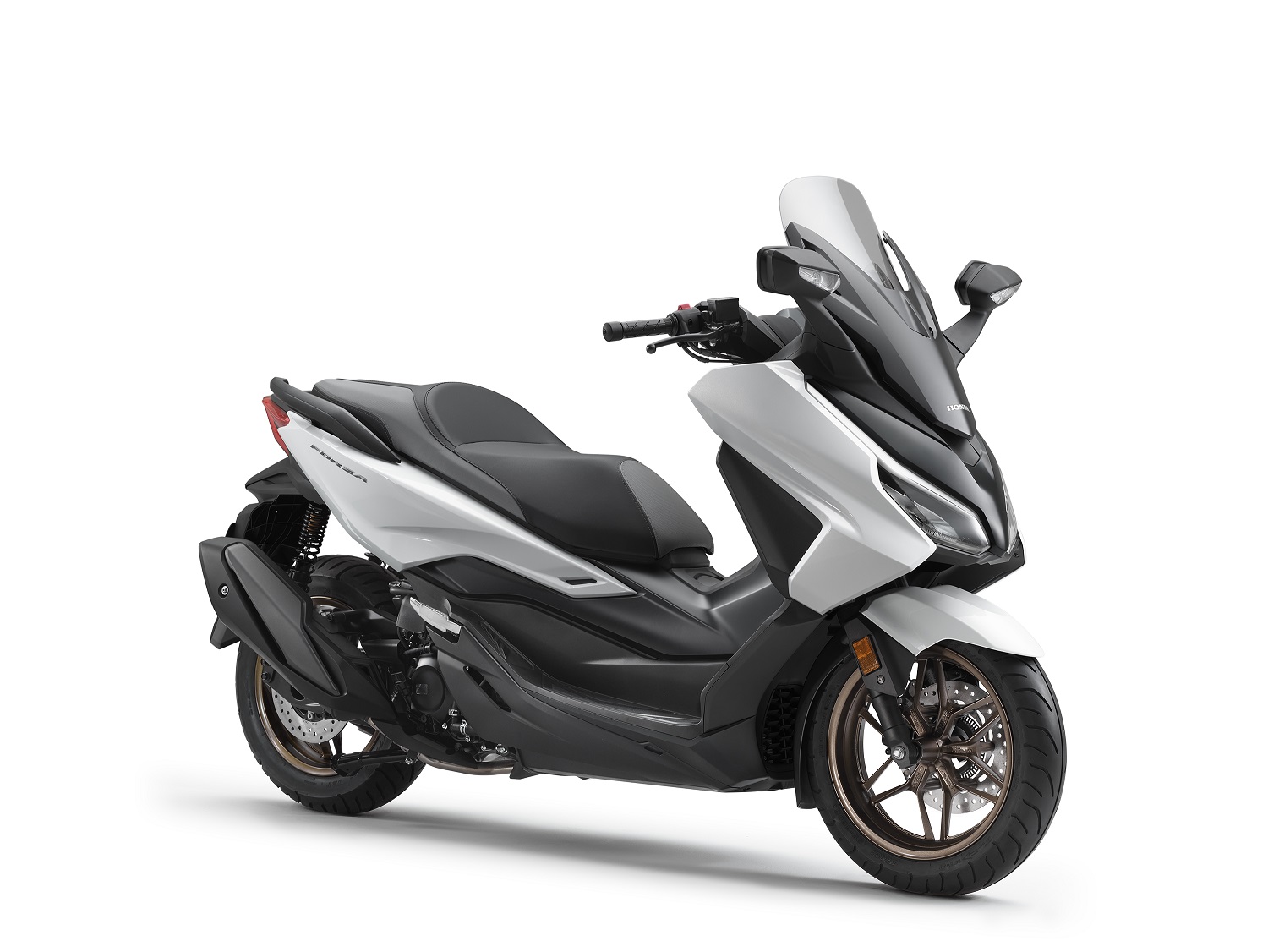 Honda Forza Makin Canggih, Sekarang pakai Panel Meter TFT, Harga Jadi Rp.94 Jutaan