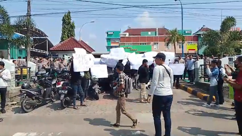 RSUD dr Harjono Ponorogo Digeruduk Massa Imbas Pelayanan Bermasalah, Pihak RS Angkat Bicara