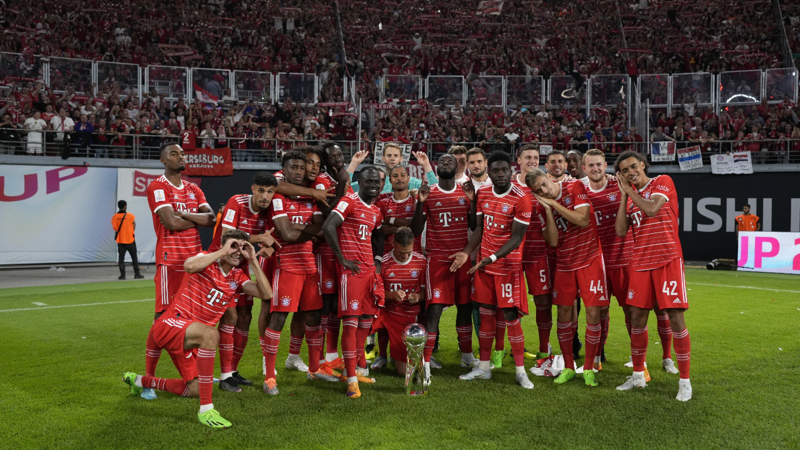 Sadio Mane Membuka Keran Gol di Debut Kompetitifnya Bersama Bayern Munich  