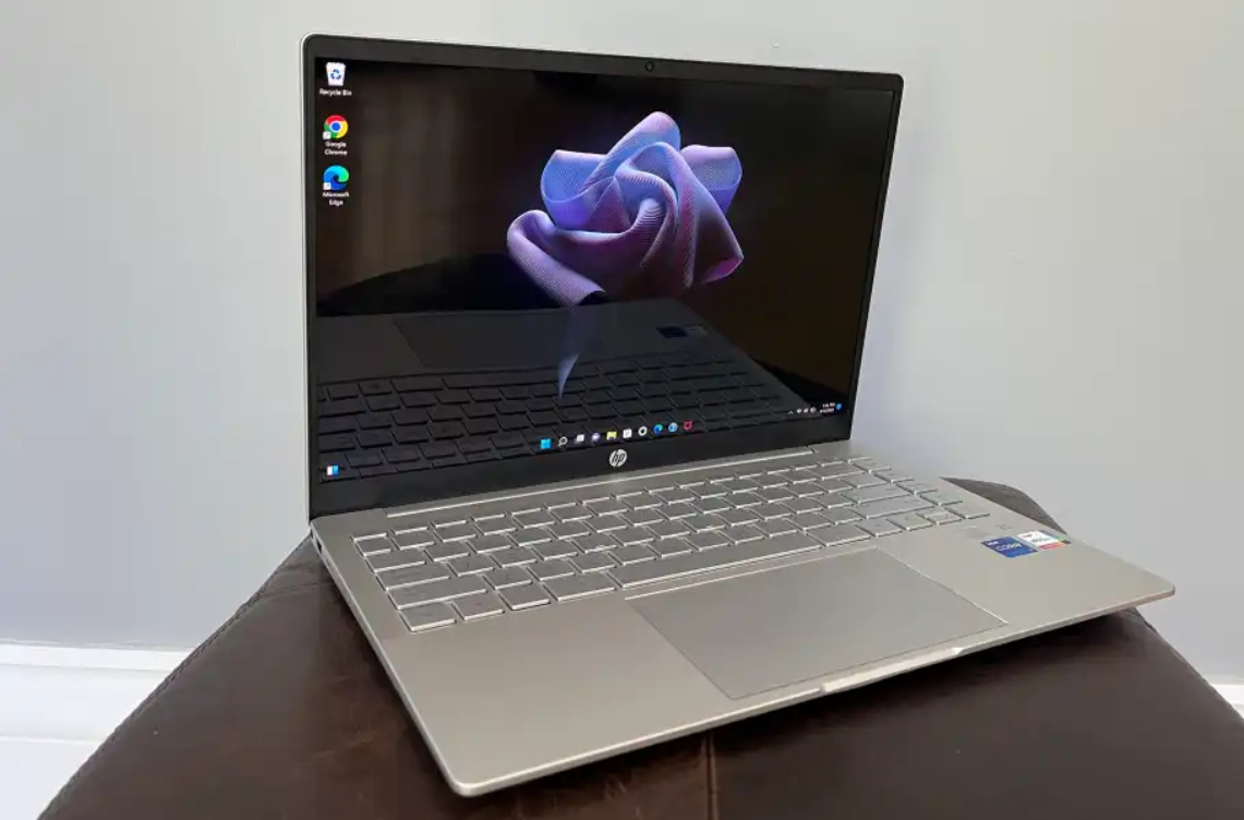 5 Laptop Intel Core i7 RAM 16GB, Siap Hadapi Tugas Berat dan Lancar Bagi Profesional 