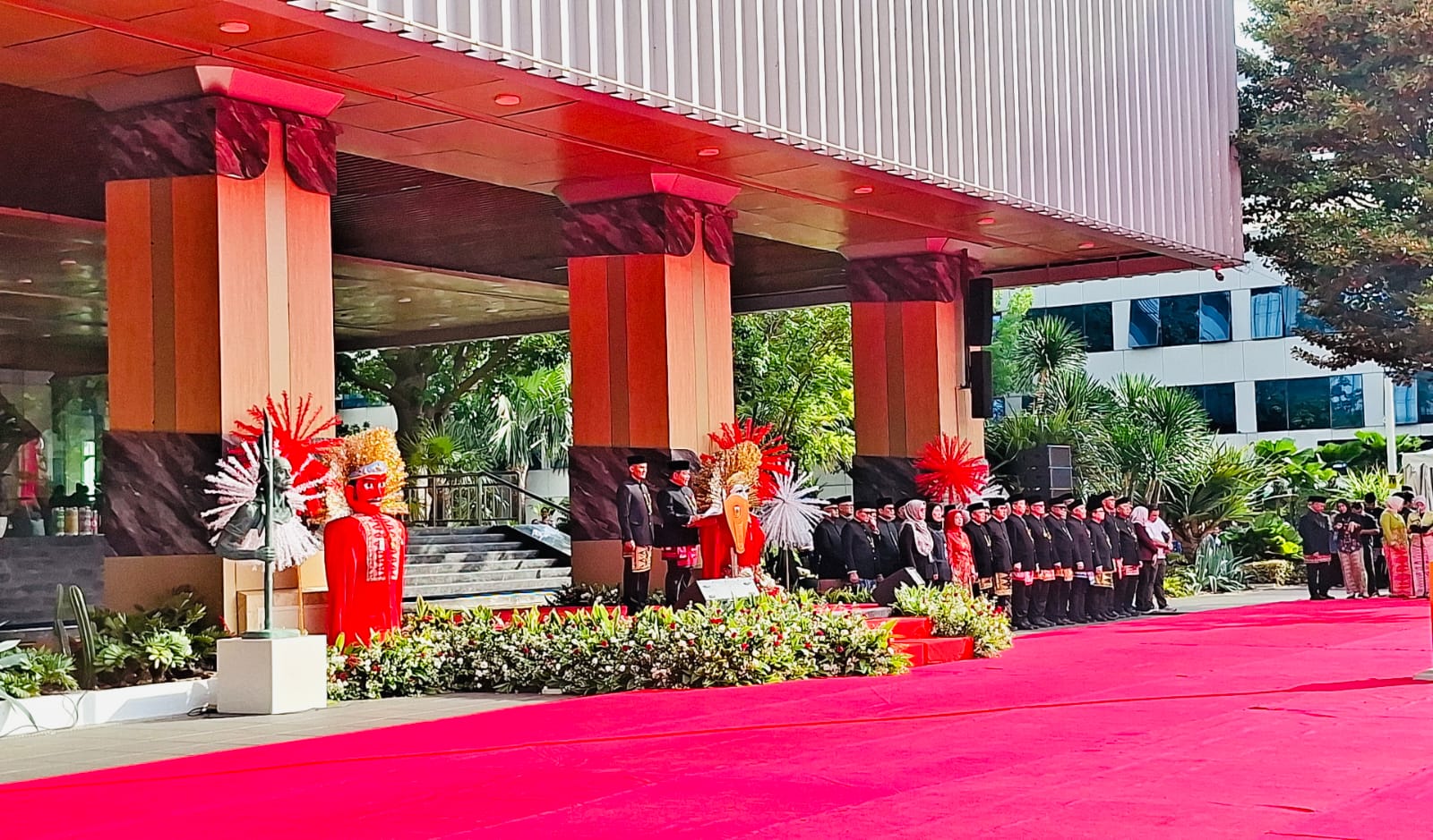 Pramono Lantik 884 Pejabat Pemprov DKI, Pelayanan Publik Harus Lebih Cepat dan Nyaman