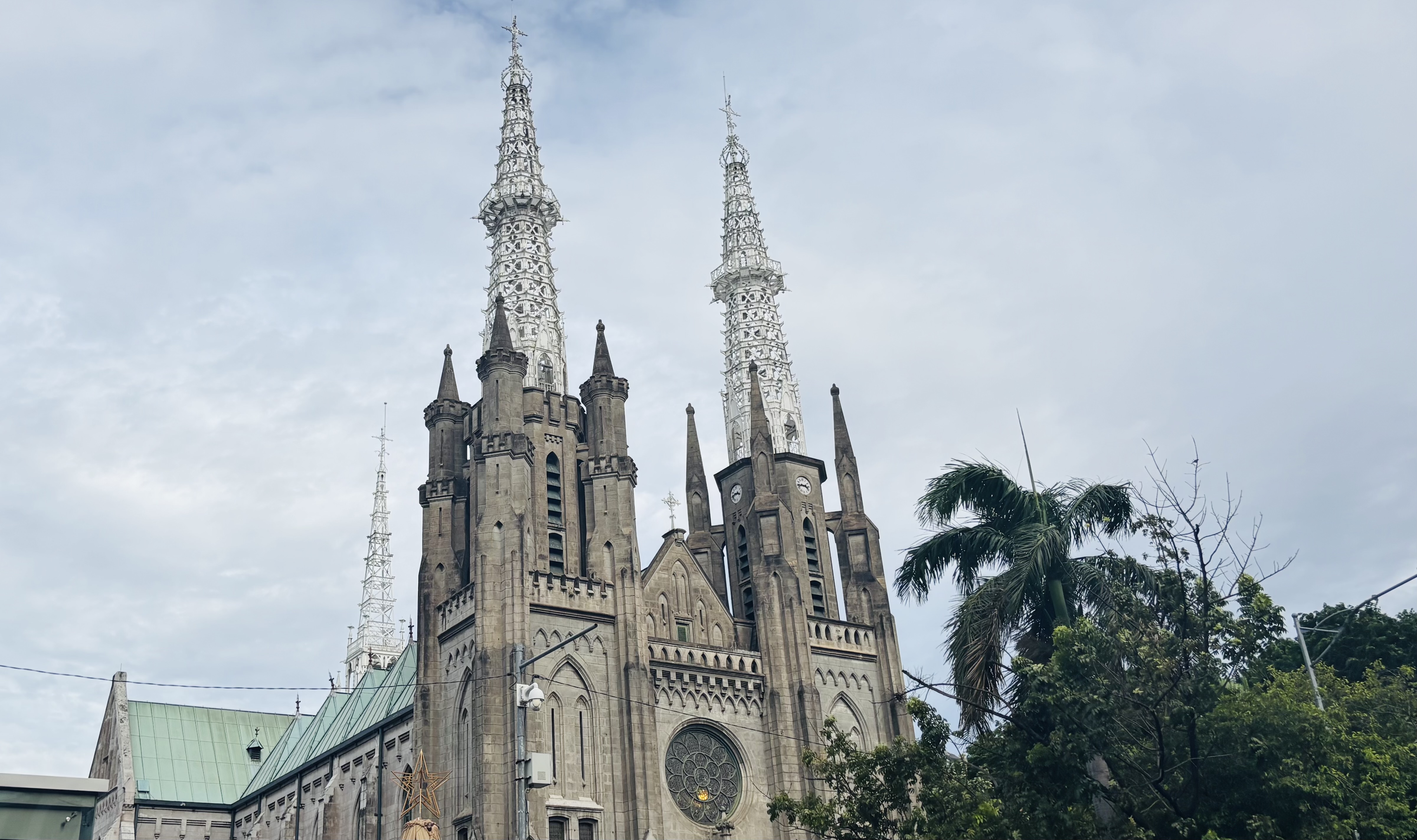 Misa Natal Katedral Jakarta Bakal Dipadati 4.500 Jemaat, Berikut Skema dan 3 Lokasi Parkir yang Tersedia