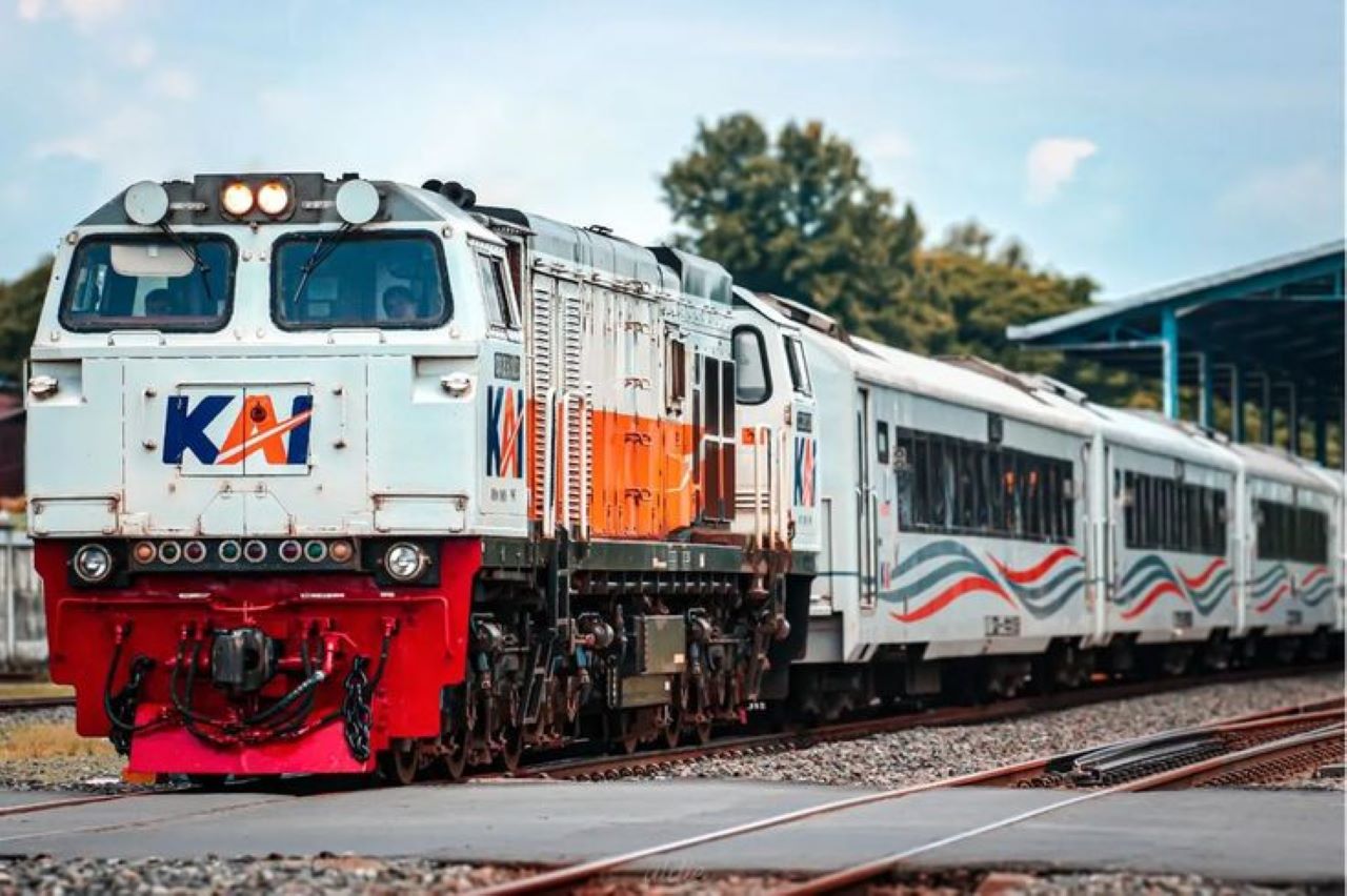Syarat Naik Kereta Api Terbaru Februari 2026 Untuk Anak dan Lansia
