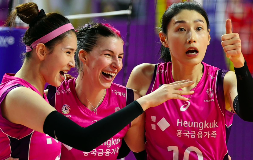 Heungkuk Pink Spiders Taklukkan Red Sparks 3-0, Megawati Gagal Melaju ke Final Korea V-League