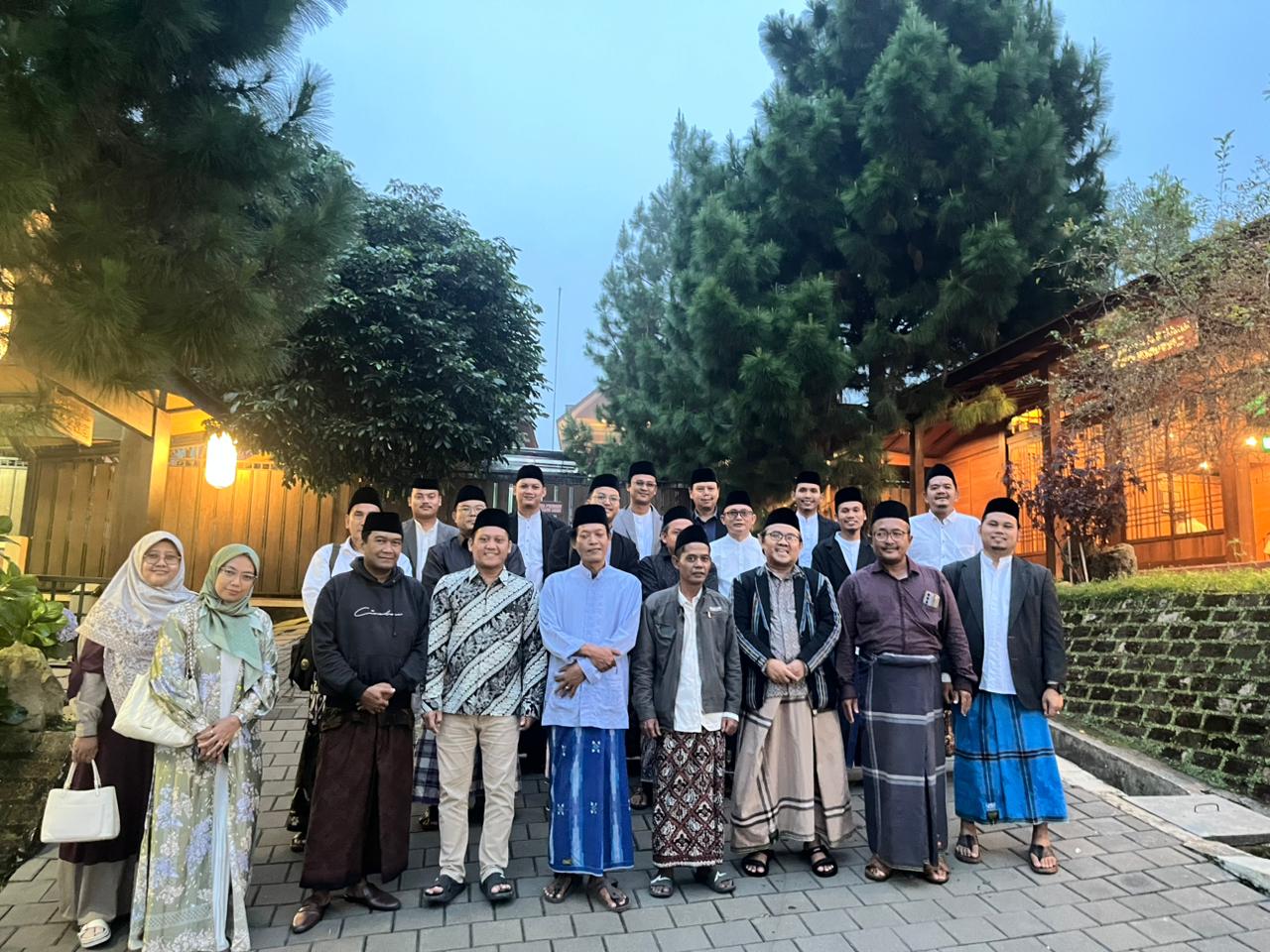 Bahtsul Masail Cirebon: Bekerjasama dengan Zionis Adalah Haram, Gus Yahya Harus Terima Dipecat