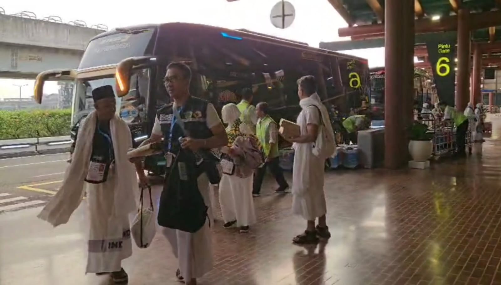 Imigrasi Soekarno-Hatta Tunda Keberangkatan 719 Calon Haji Ilegal, Begini Modusnya!