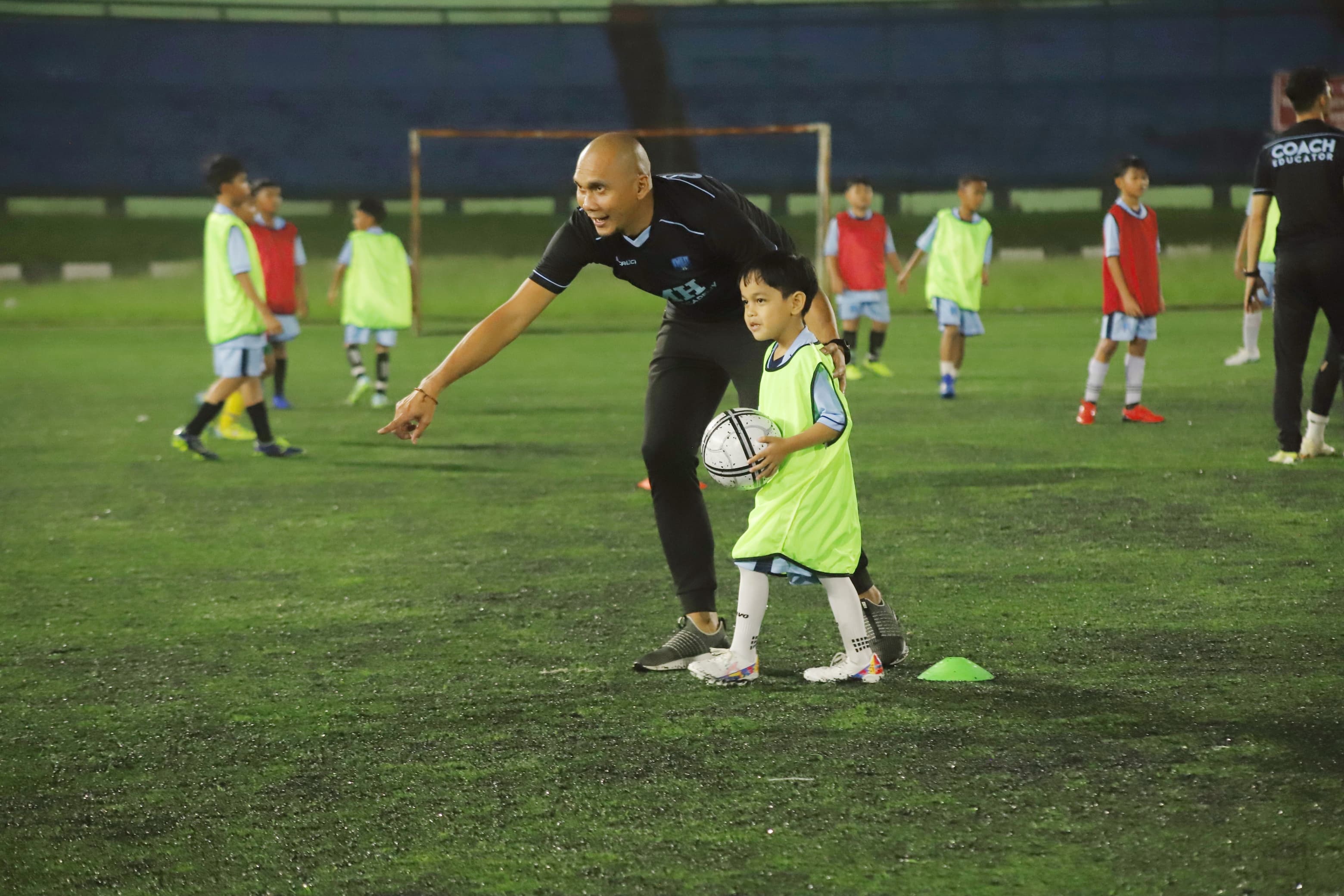 Lewat MH Soccer Academy, Dedikasi Markus Horison Untuk Sepakbola Indonesia