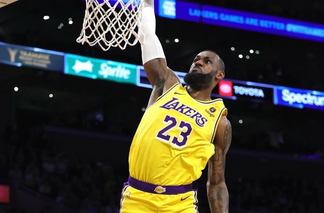 LeBron James Menjadi Pemain NBA Pertama Cetak 40 Ribu Poin, Kalahkan Mantan Bintang Lakers Kareem Abdul-Jabbar 