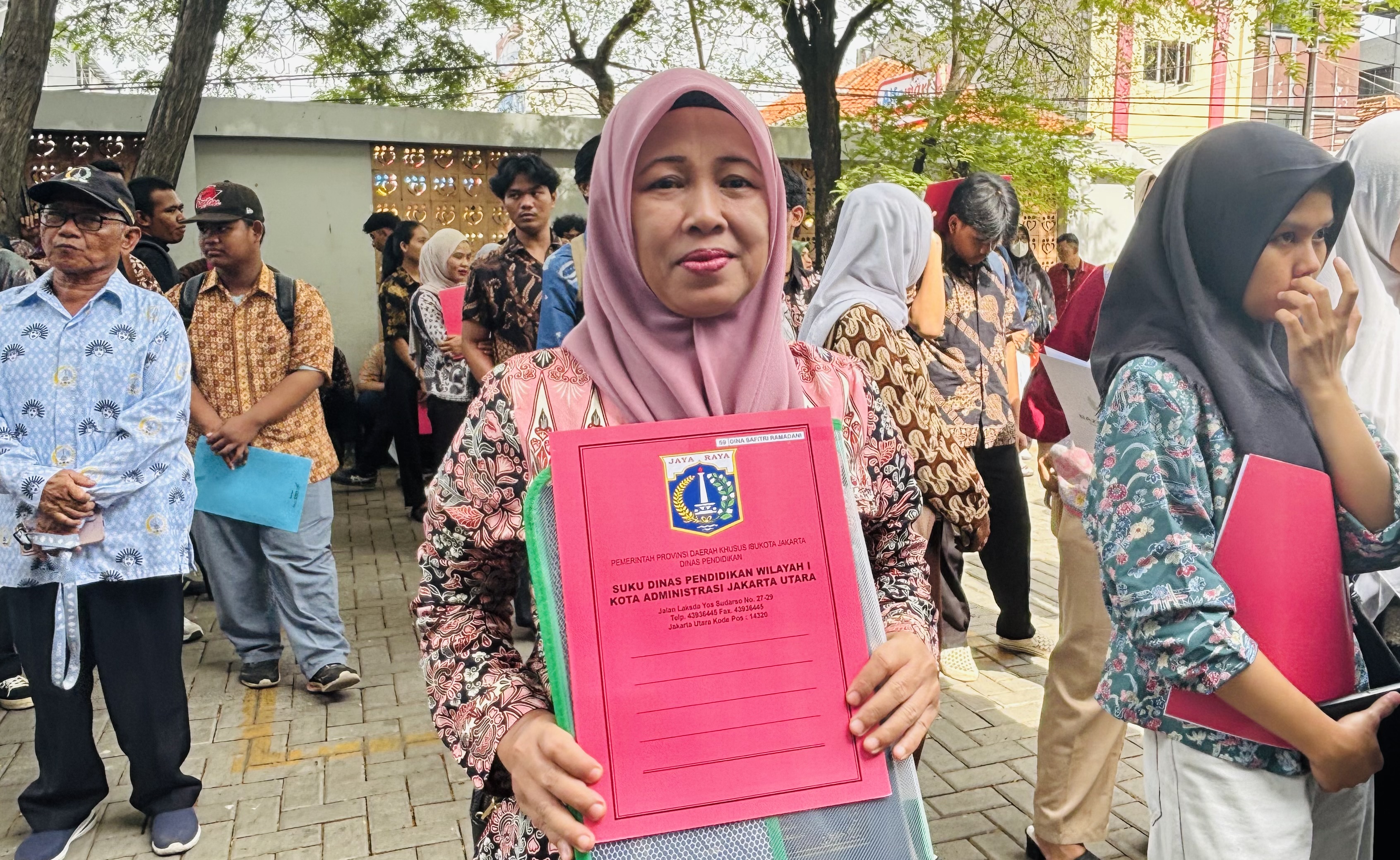 Setahun Tertahan, Ijazah Anak Warniti Akhirnya Bebas: Terima Kasih Pak Gubernur