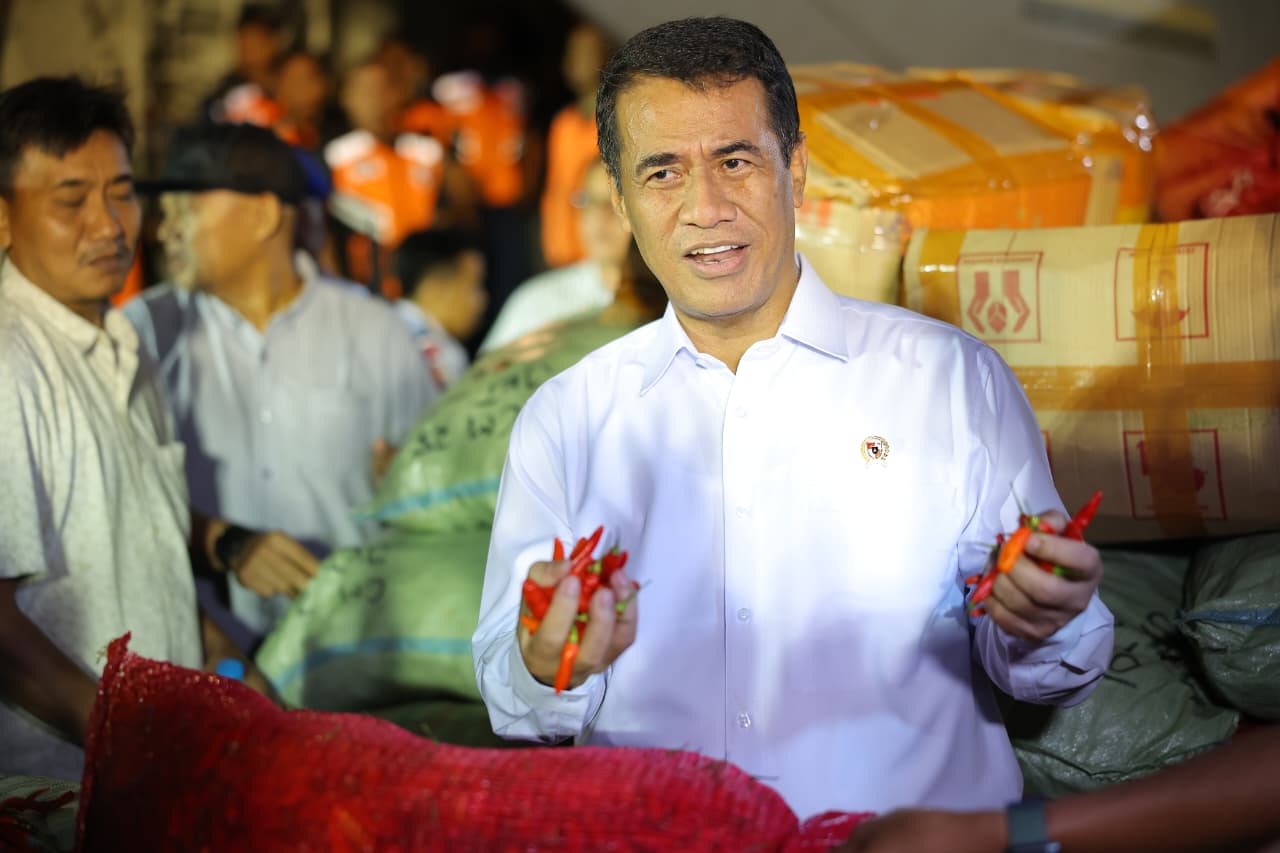 Jaga Penghasilan Petani, Mentan Amran Borong Cabai Aceh 15 Ton Untuk Dibawa ke Jakarta