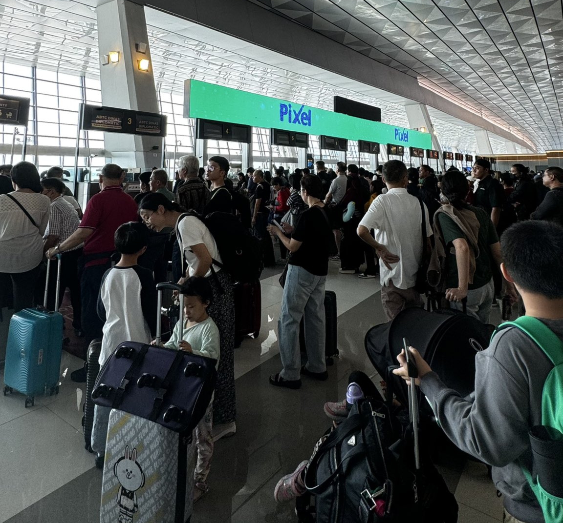 Waduh, Server Keimigrasian Down Karena Serangan Siber, Antrean Imigrasi di Bandara Soetta Mengular!