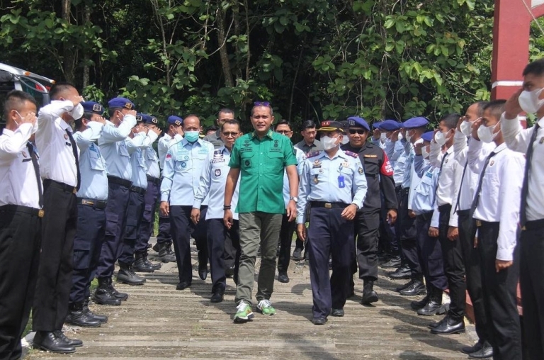 Wakil Menkumham Ditetapkan Tersangka Kasus Gratifikasi, KPK Bidik Kasus Dugaan Korupsi APD Covid-19 di Kemenkes