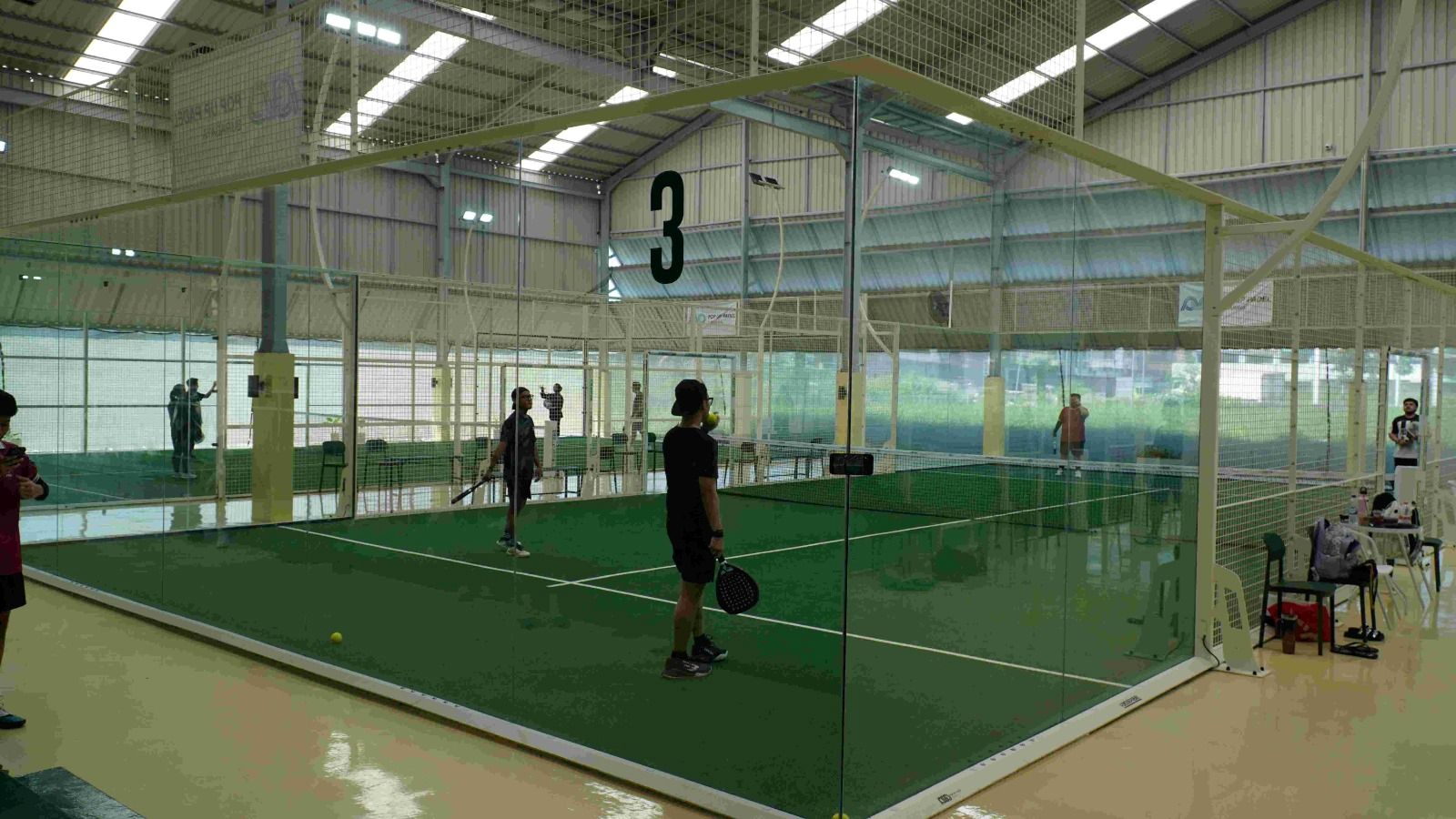 Gairahkan Olahraga, Senam Zumba Buka Tempat Padel Baru di Surabaya Timur